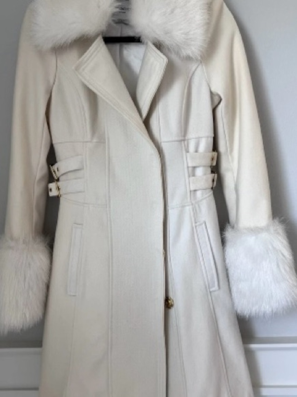 Bebe Women’s Cream Wool-Blend Coat with Faux Fur Trim XS